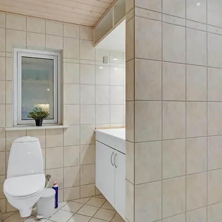 Beautiful In With Wifi And 3 Bedrooms 別荘 Oure